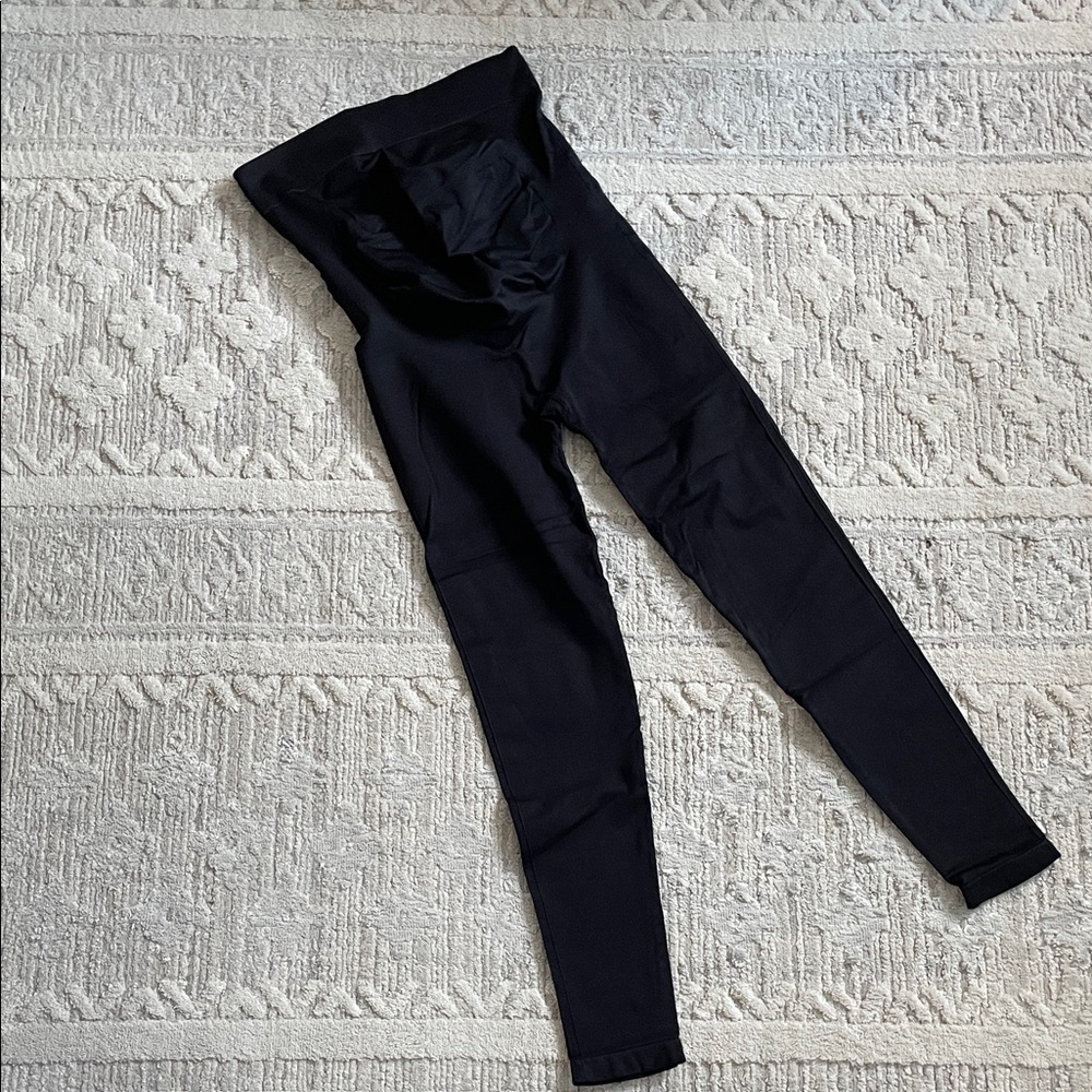 Blanqi over-the-belly Maternity Leggings
